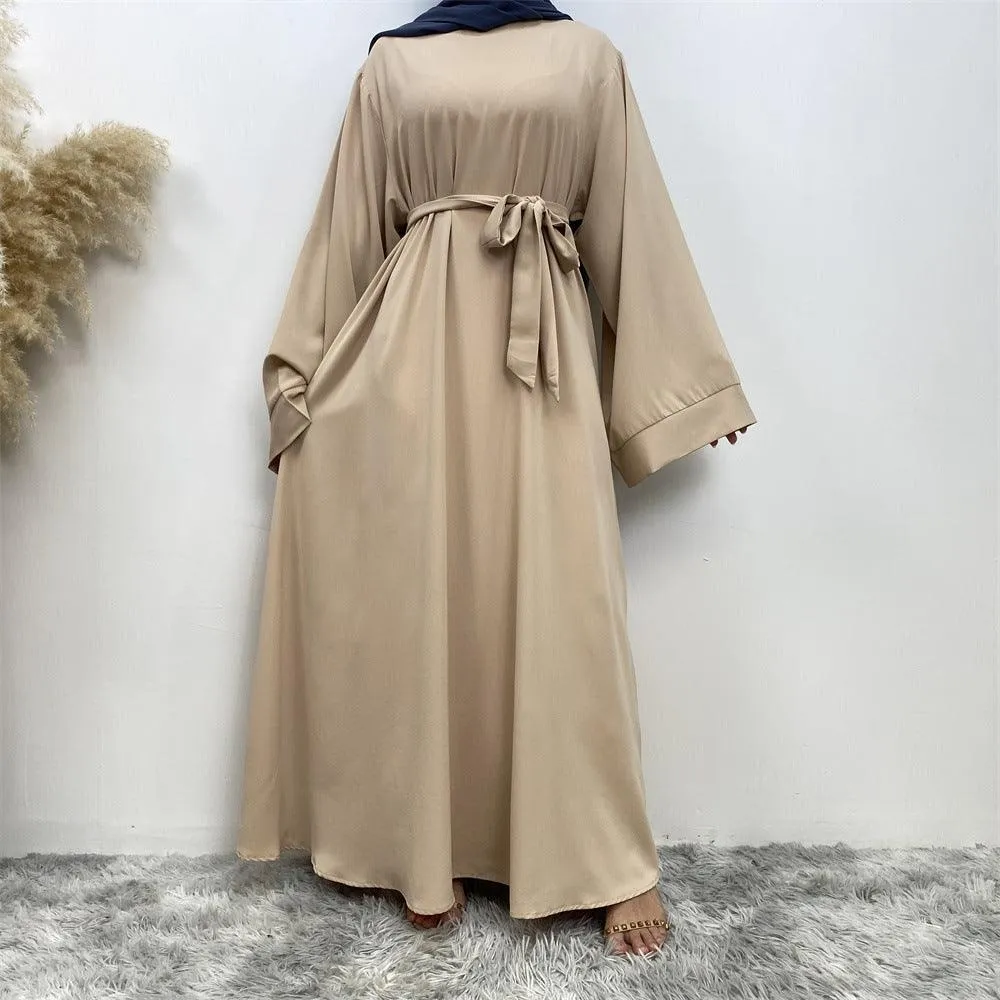 Elegant Solid Colour Muslim outfit with Lace-up Detail