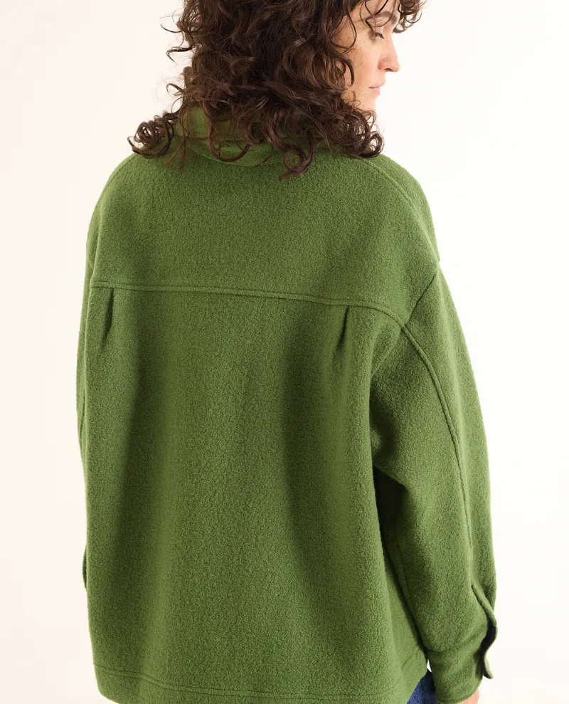 Elegant Sacre Coeur Aime Prairie Green Jacket for Stylish Comfort