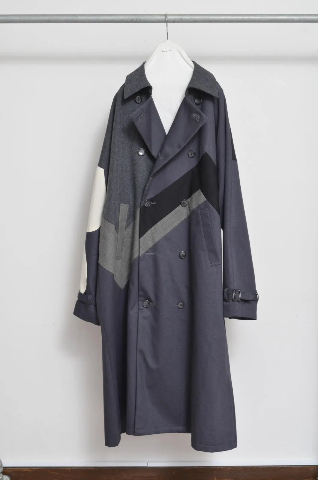 SLACKS UNE UNE TRENCH COAT/LONG_02_B